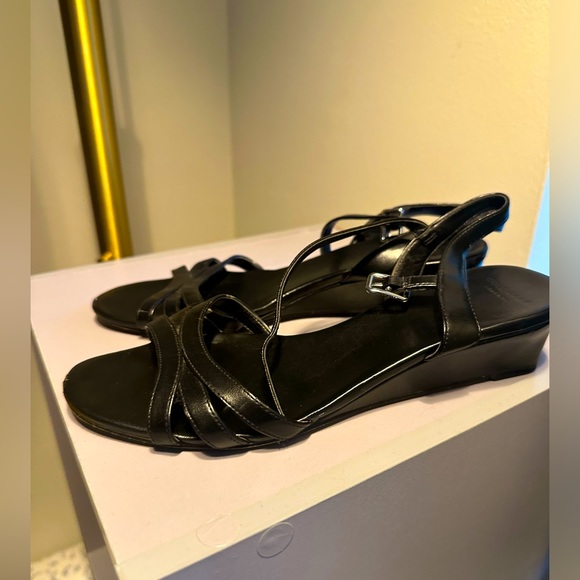 Cole Haan Grand OS Black Wedge Heel Sandals Size 7.5 - Picture 1 of 3
